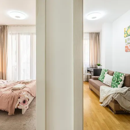 Of Serenity - 2 Bdr, Free Parking And Terrace * Budapest