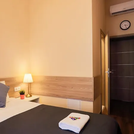 بيت ضيافة East Station Deluxe بودابست
