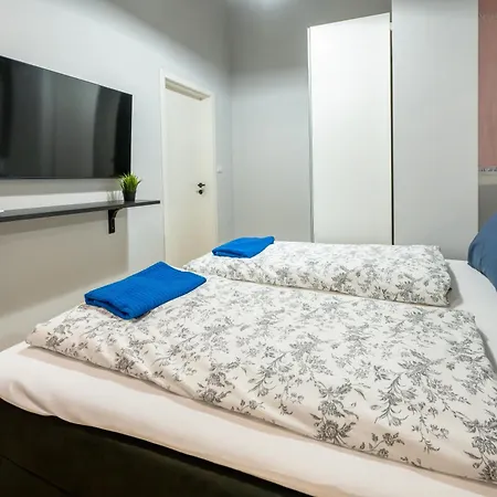 Zichy Family Boutique Apartament *