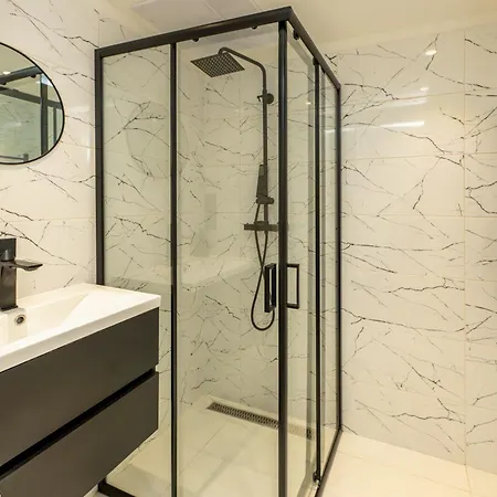 Citycenter Luxe Apartment *