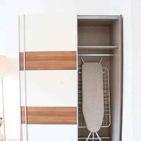 Superb Location & Chic W' 2bedroom Apartment *