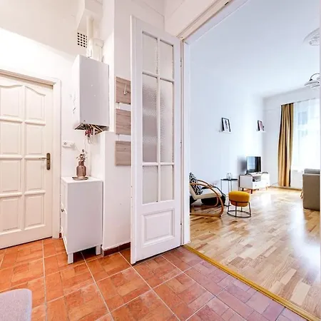 Figaro Flat - Ac, Netflix Apartment *