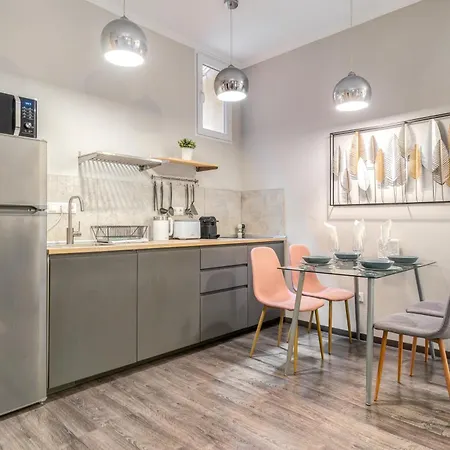 Akacfa-a13 Center 2 Bedroom Budapešť