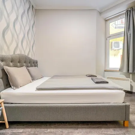 Akacfa-a13 Center 2 Bedroom Apartmán