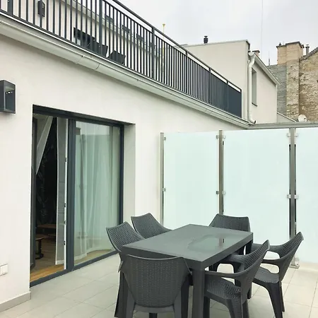Hock Aparthotel *