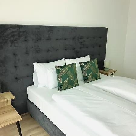 Hock Aparthotel