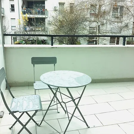Hock Aparthotel *