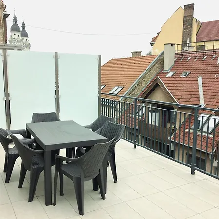 Aparthotel Hock