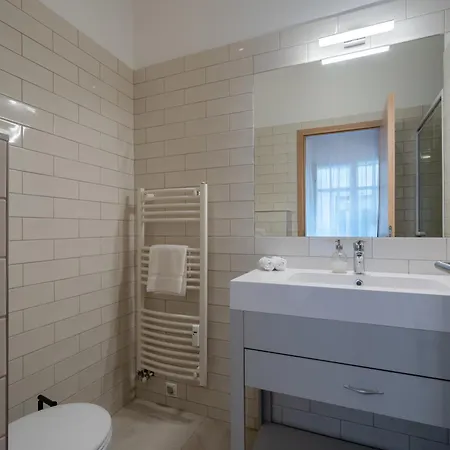 Hama Boutique Hotel *