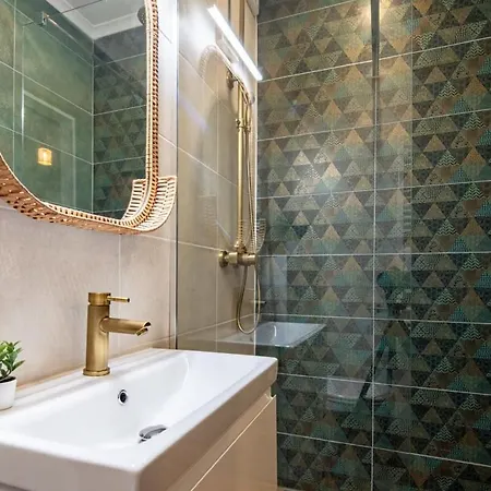 Unique Design - New - Apartment *