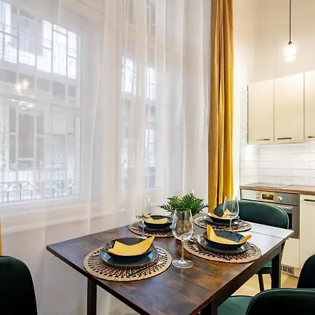 Apartment Unique Design - New - Budapest