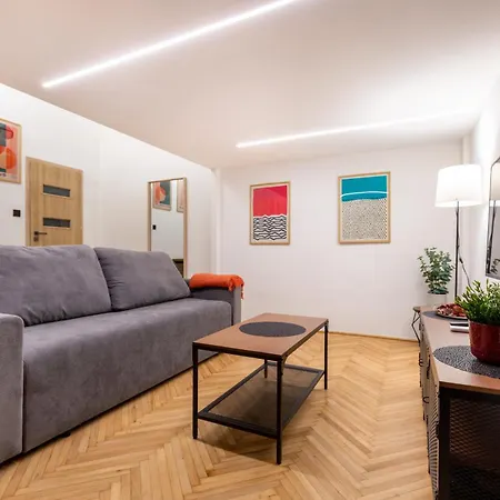 K35 Kertesz Apartment