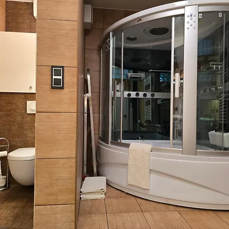 La Dolce Hideaway- Near Keleti And Park Apartment