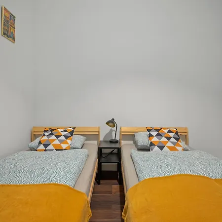 Colourful In The Party District Apartment Budapest