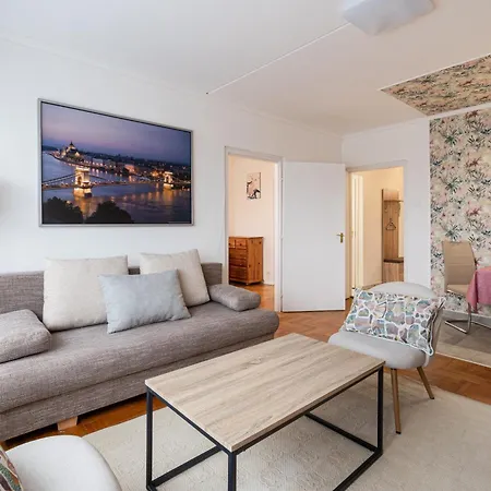 Apartment Danubia