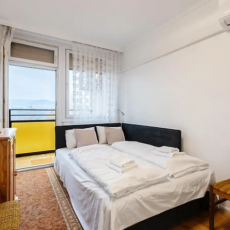 Apartment Danubia *