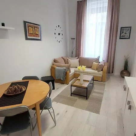 아파트 Chic Soho Retreat - Downtown 부다페스트