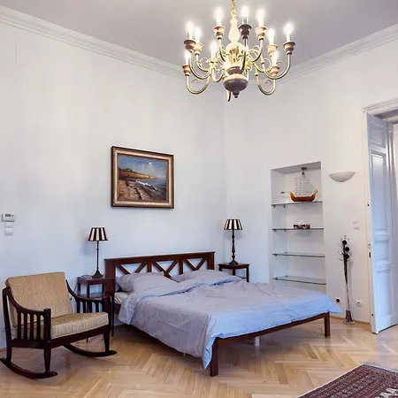 Buda Castle View Grand Apartment Budapest
