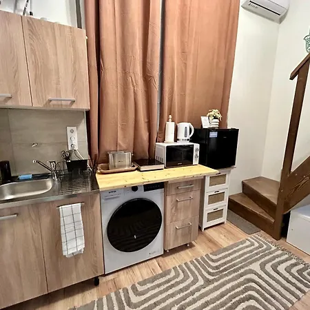 Crystalhome * Budapest