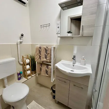 Crystalhome Apartment Budapest
