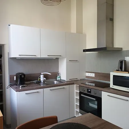 Hilltop Garden Apartment Budapest