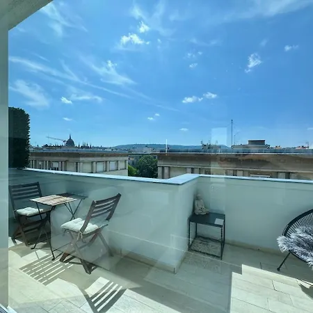 شقة Panoramic Views - Luxury Downtown *