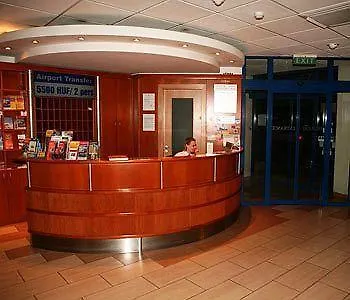 Hotel Veritas
