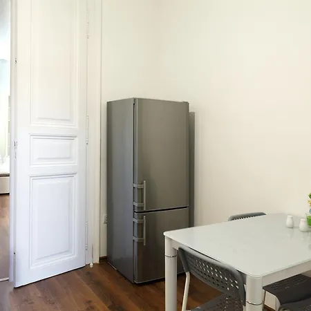 Thea / Free Parking Appartement
