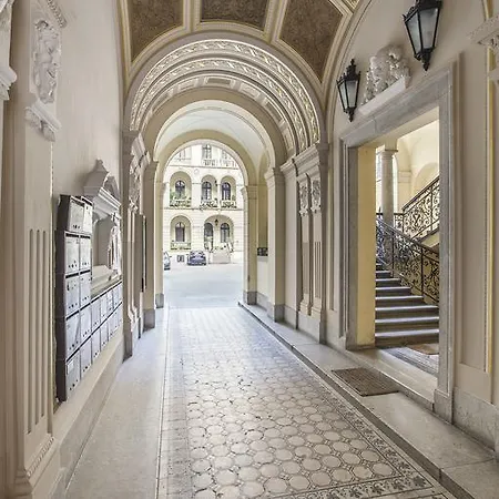 Enzo Capo Luxury Suites Andrassy *