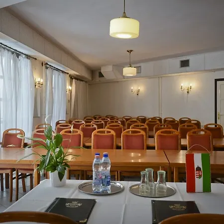 Budai Szálloda 3*