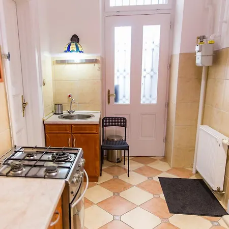 East Private Pensionat Budapest