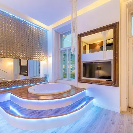 Enzo Capo Luxury Suites Andrassy