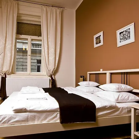 Budapest Rooms Bed And Breakfast Penzion