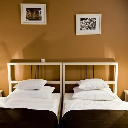 Penzion Budapest Rooms Bed And Breakfast 3*