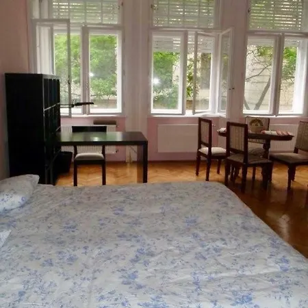 Parliament Alkotmany Utca 4 * Budapest
