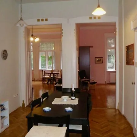 Parliament Alkotmany Utca 4 * Budapest