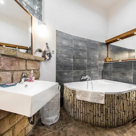 Apartmán French Touch With Free Parking *