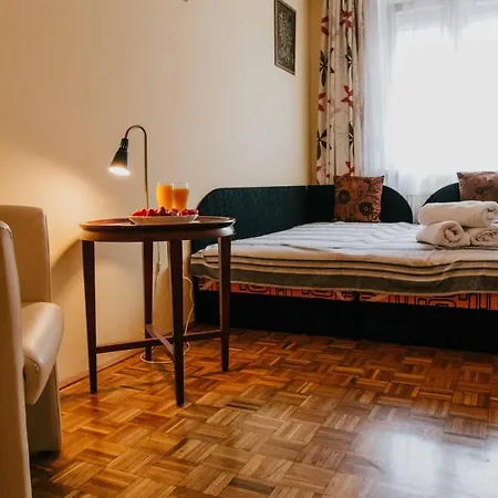 Budacenter * Budapešť