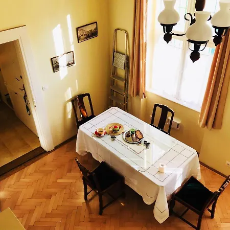 Apartmán New, Jokai Opera Unit