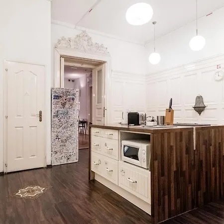 Baroque & Coworking Budapest
