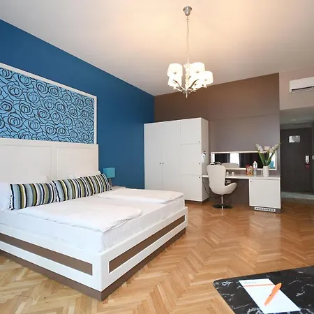 Hotel Soho Boutique 4*