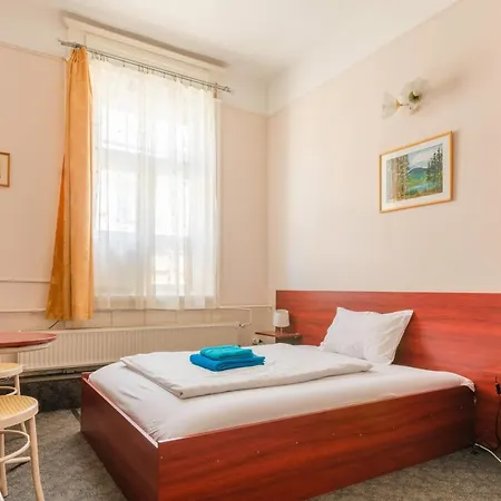 Casa de hóspedes Eitans 3*