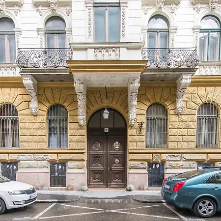 My In Апартаменты Будапешт