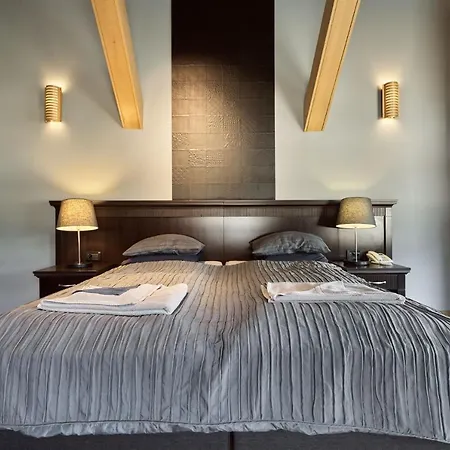 Apartment Vogue Boat *
