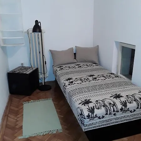 Dorishostel Hostel