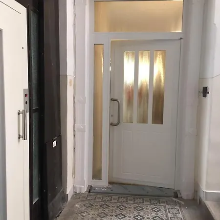 Gellert Apartament *