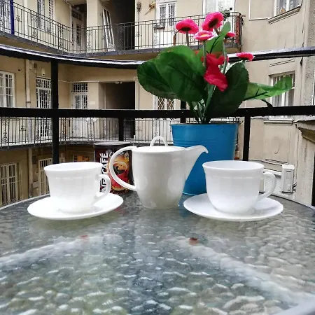 Pannonia Center Deluxe Apartman