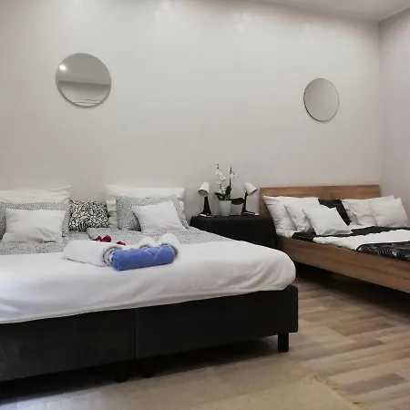 Pannonia Center Deluxe * Budapest