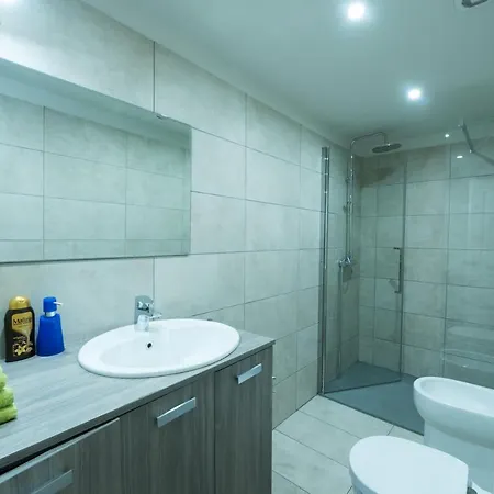 Budapesteasyflat Oktogon Lux * Budapest