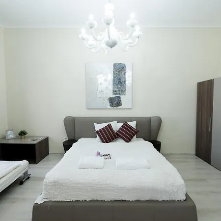 Budapesteasyflat Oktogon Lux Appartement